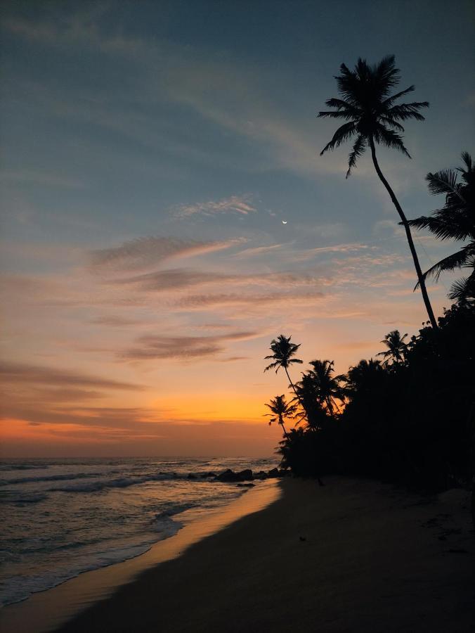 La Polena Hotel Matara Exterior foto